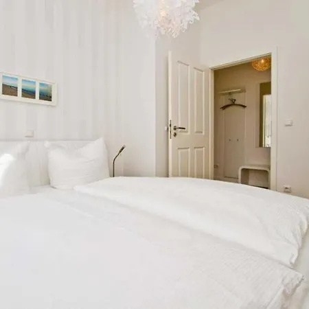 Waldschloss, App 01 *