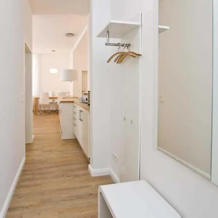 Apartment Waldschloss, App 01 *