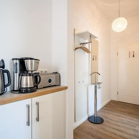 Waldschloss, App 01 Apartment *