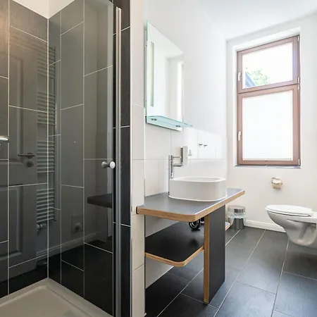 Waldschloss, App 01 *